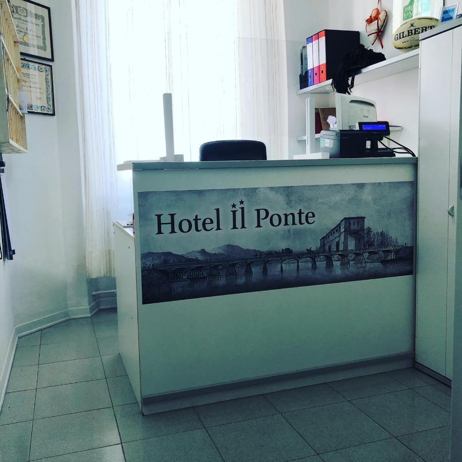 Hotel Il Ponte Cecina  Exteriér fotografie